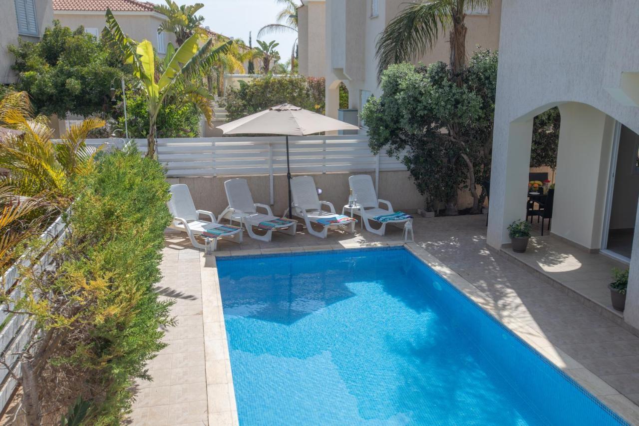 George'S Lux Villa Protaras Esterno foto