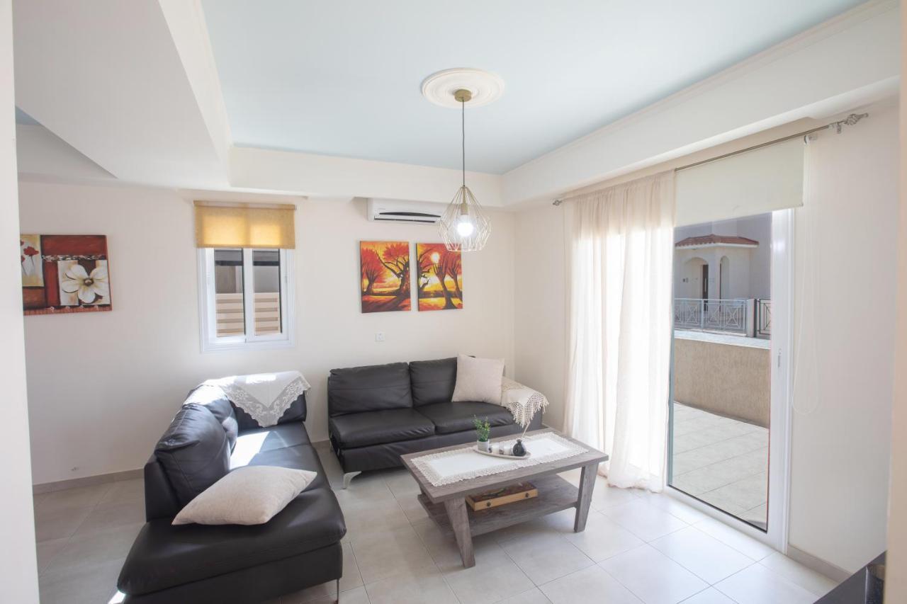 George'S Lux Villa Protaras Esterno foto