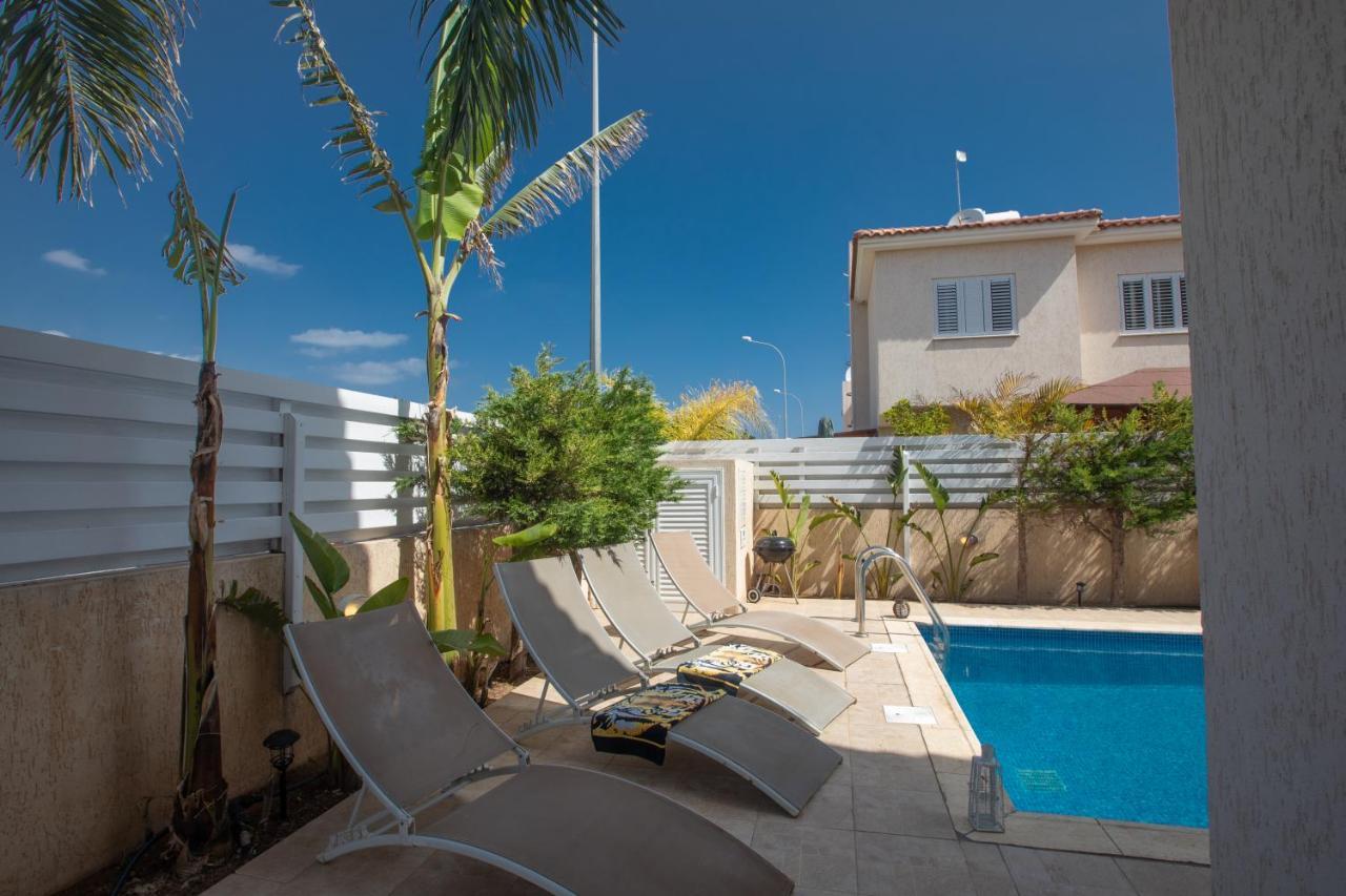 George'S Lux Villa Protaras Esterno foto
