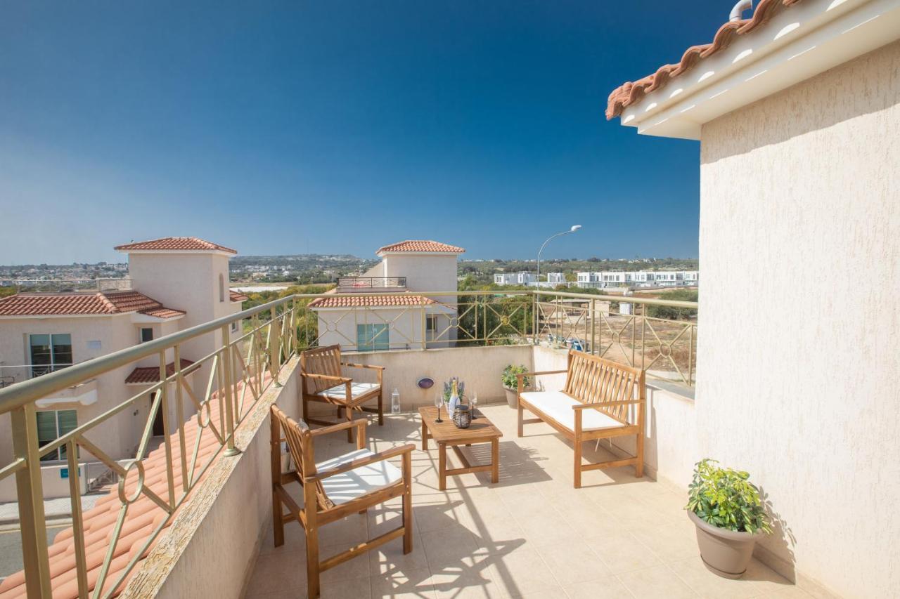George'S Lux Villa Protaras Esterno foto